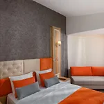 Golden Orange 3*
