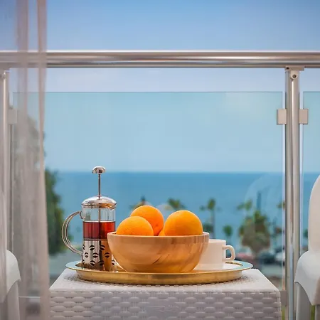 Golden Orange Hotel 3*