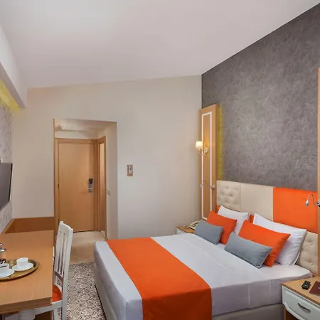 Golden Orange 3* Antalya